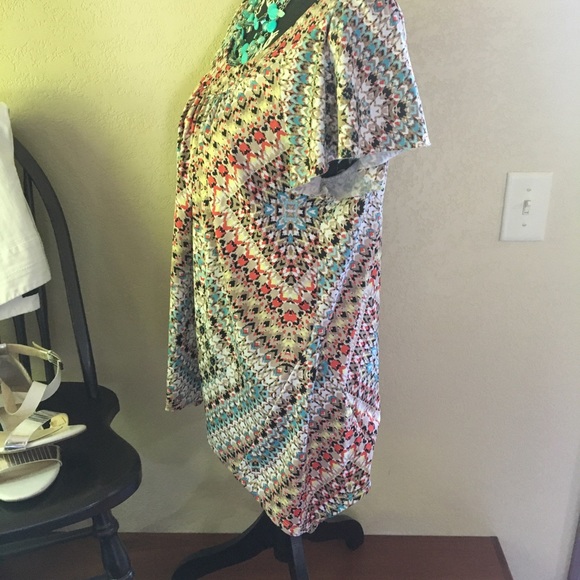 🎁2/$12 LG AB STUDIO MULTI-COLOR SCOOP NECK WING HEM TOP - Picture 4 of 12